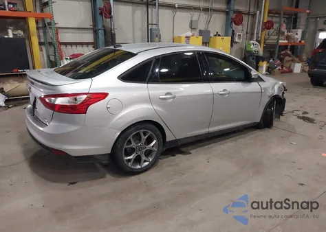 2013 Ford Focus Se z USA, uszkodzony, nr VIN 1FADP3F29DL130828